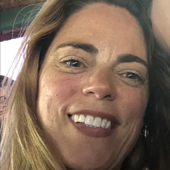 Meet your Posher, Michelle - Picture 1 of 1